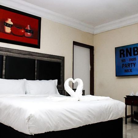 Tshukudu E Ntsho Bed & Breakfast Mogwase Luaran gambar